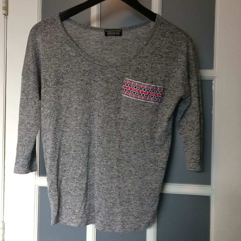Gray pocket tee